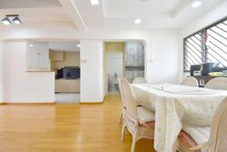 Blk 705 Hougang Avenue 2 (Hougang), HDB Executive #581972631